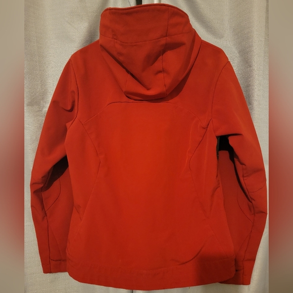 Woman's Columbia Jacket - Picture 2 of 8